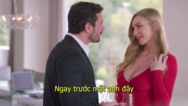 Nagtatrabaho ng part-time at umiibig sa amo